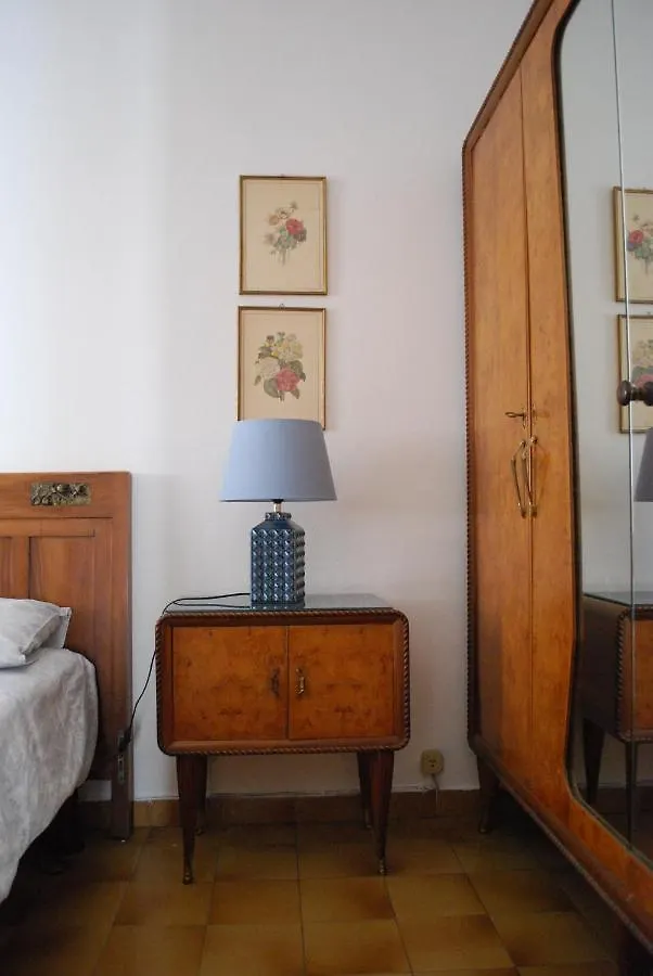 La Casetta Del Nonno Giampi Sesto Calende Nyaraló